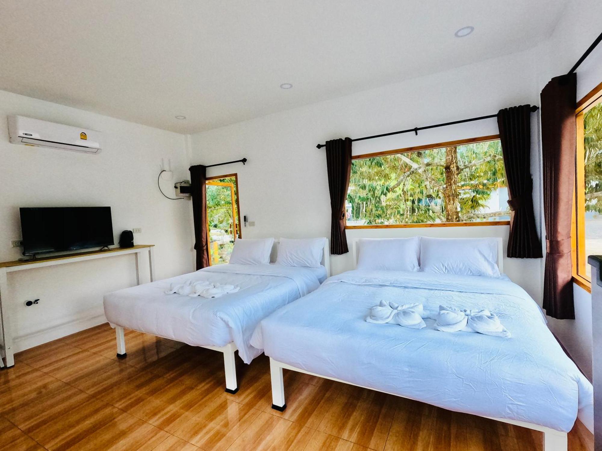 Suanvadee Resort สวนวดี รีสอร์ท Don Sak Exterior foto